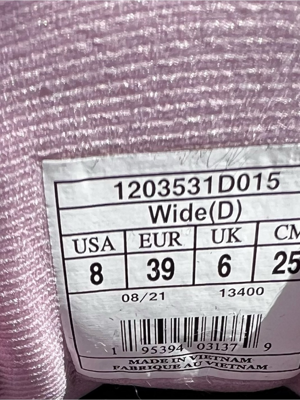 Brooks Women's Gray and Light Pink Running Sneakers. Size 8. - Picture 3 of 4